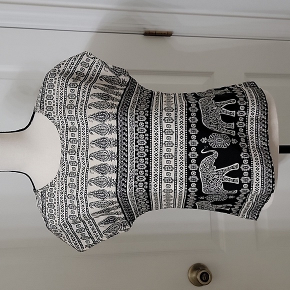 Live 4 Truth Tops - Live 4 Truth Size M Black and Cream Boho Paisley Pattern Blouse with Elephants